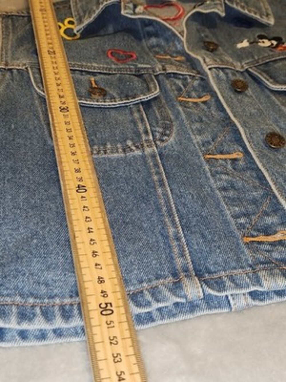 Disney Store Denim Vest Mickey Mouse Embroidered Peace & Hearts Womens Size M - Picture 5 of 6